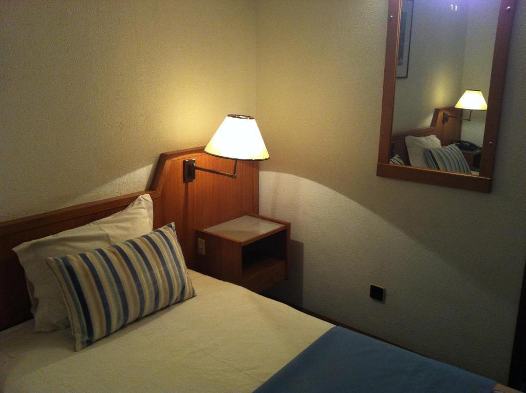 Hotel Amaranto Amarante Extérieur photo